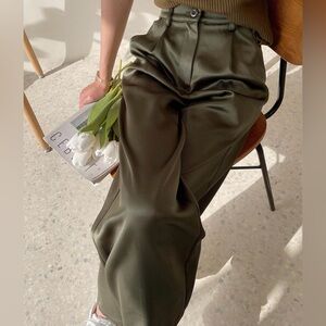 Light Silk-Type Trousers - Green